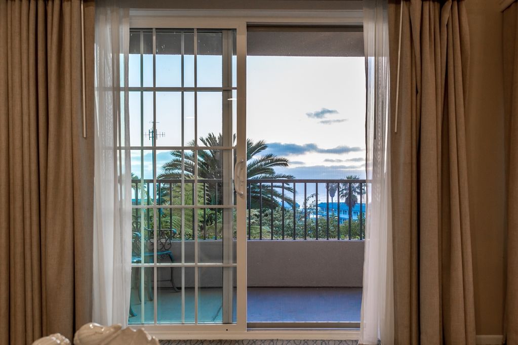 Villa L'Auberge Del Mar Room photo