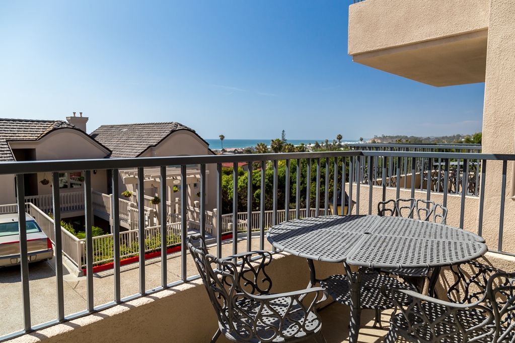 Villa L'Auberge Del Mar Room photo